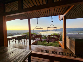 Maison Mahogany - Fantastic Knysna Lagoon views and SOLAR in self-catering Main House